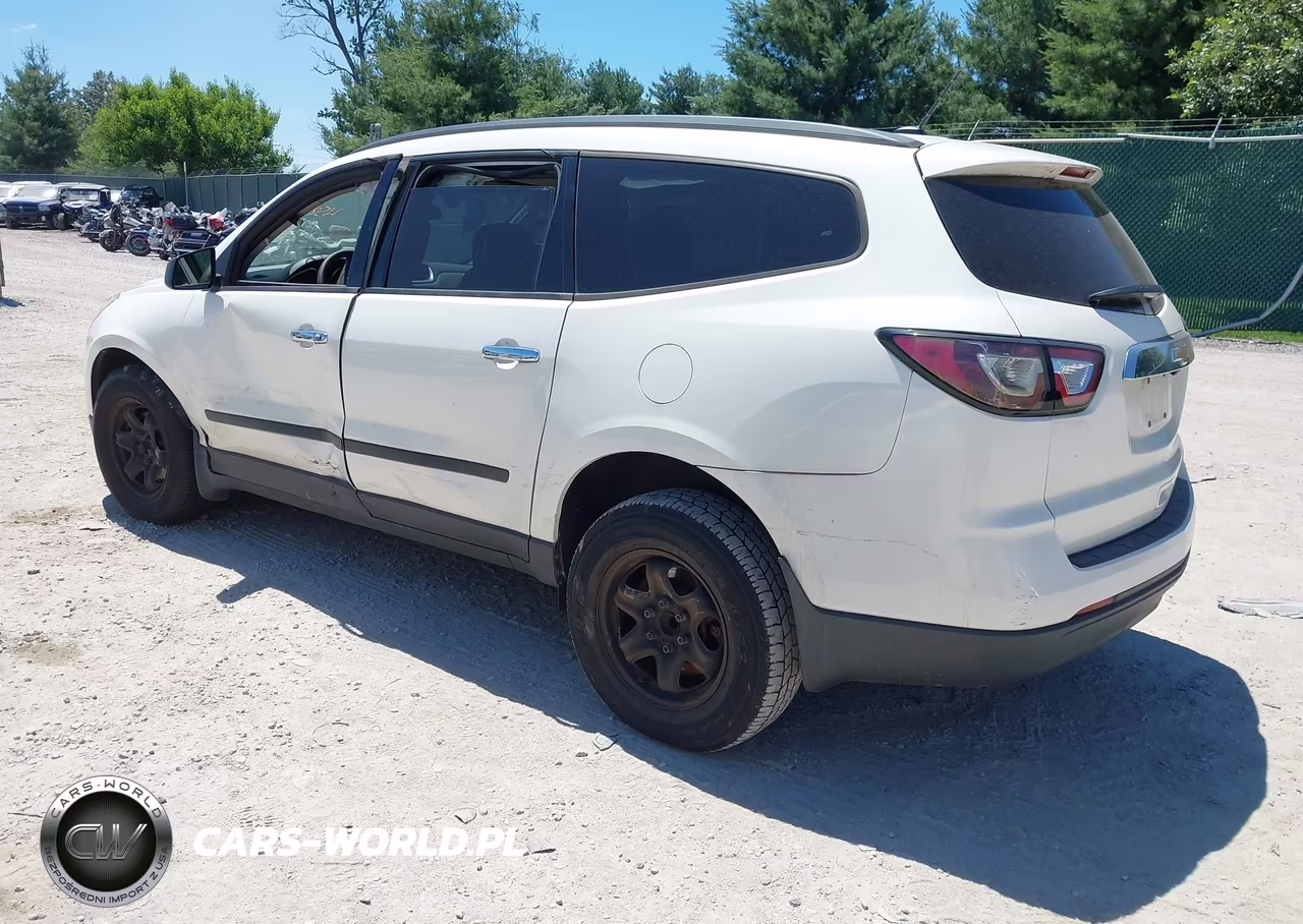 2015 Chevrolet Traverse Ls VIN:1GNKRFED0FJ194374 - 3