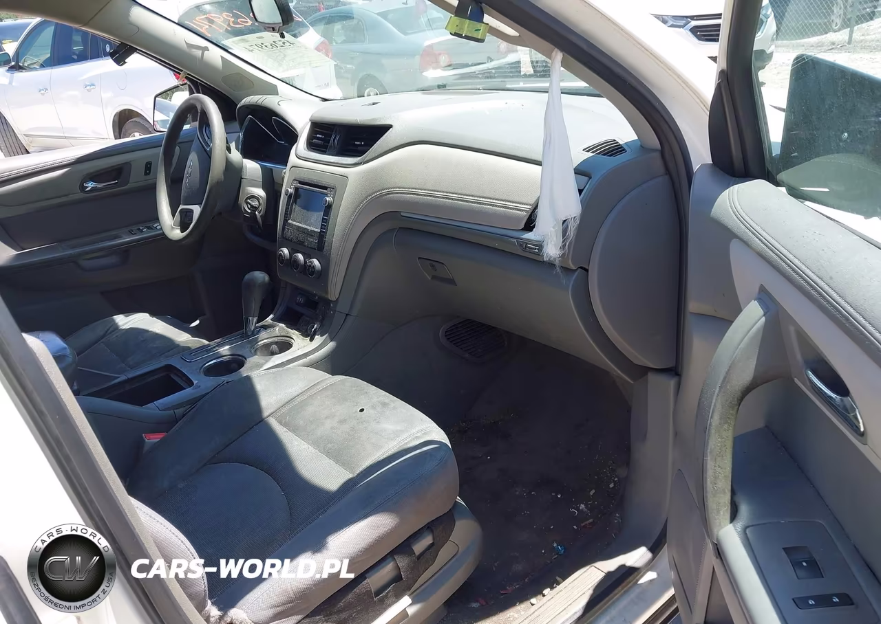 2015 Chevrolet Traverse Ls VIN:1GNKRFED0FJ194374 - 5