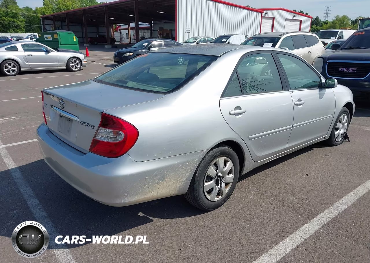 2004 Toyota Camry Le VIN:4T1BE32K84U928286 - 4