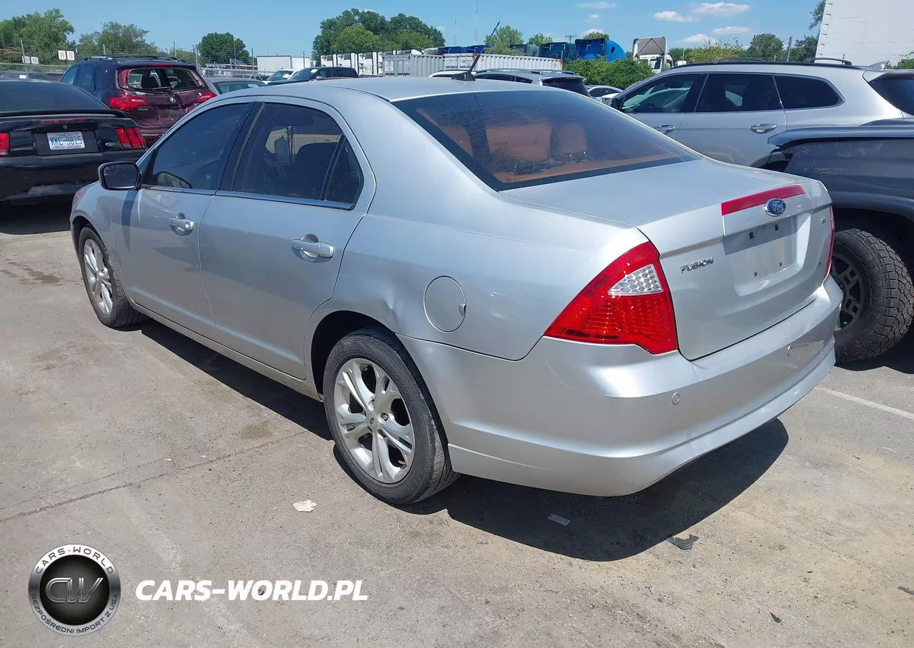 2012 Ford Fusion Se VIN:3FAHP0HA4CR307225 - 3