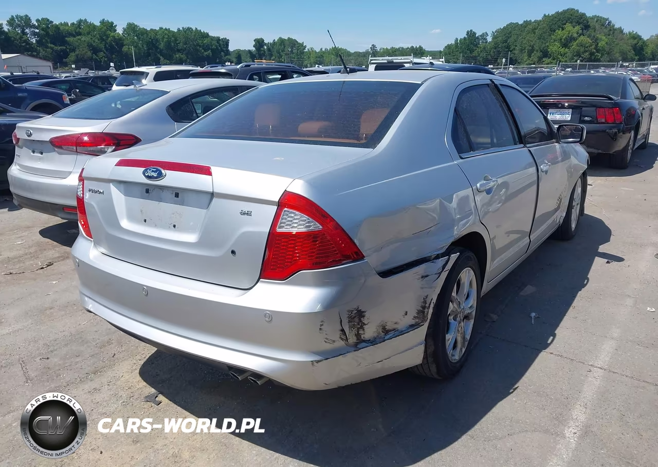 2012 Ford Fusion Se VIN:3FAHP0HA4CR307225 - 4