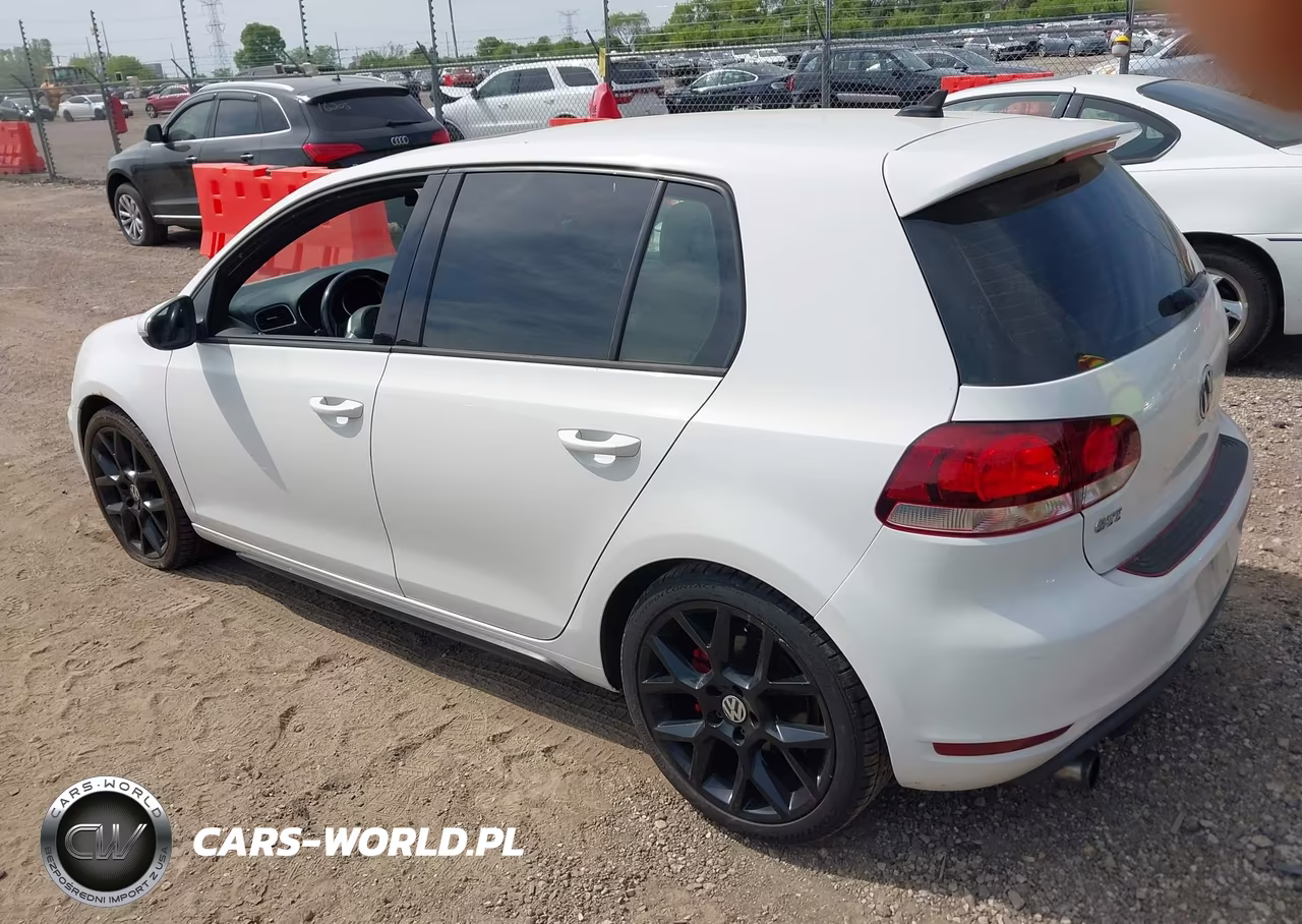 2013 Volkswagen Gti 4-Door VIN:WVWHD7AJXDW117420 - 3