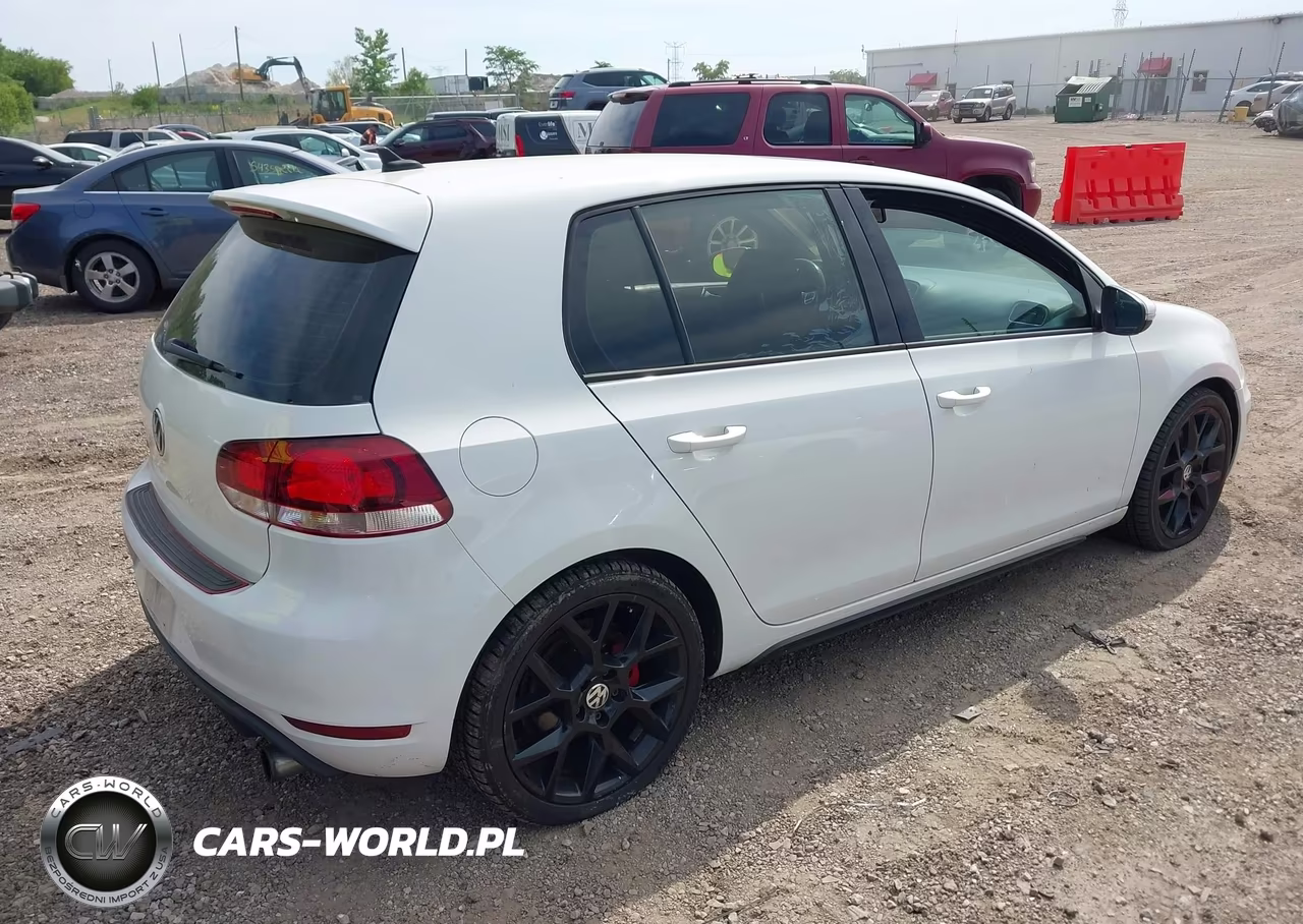 2013 Volkswagen Gti 4-Door VIN:WVWHD7AJXDW117420 - 4