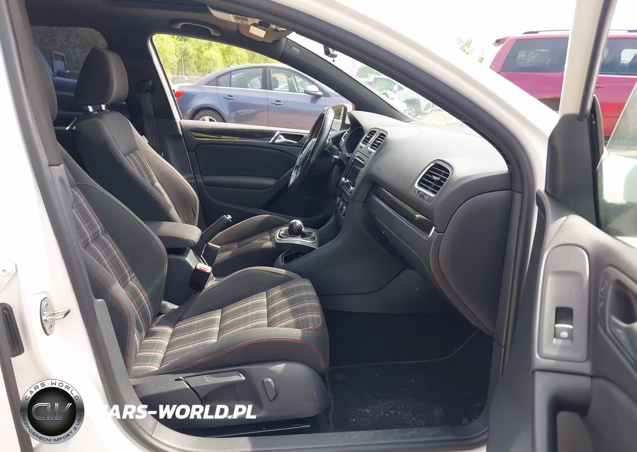 2013 Volkswagen Gti 4-Door VIN:WVWHD7AJXDW117420 - 5