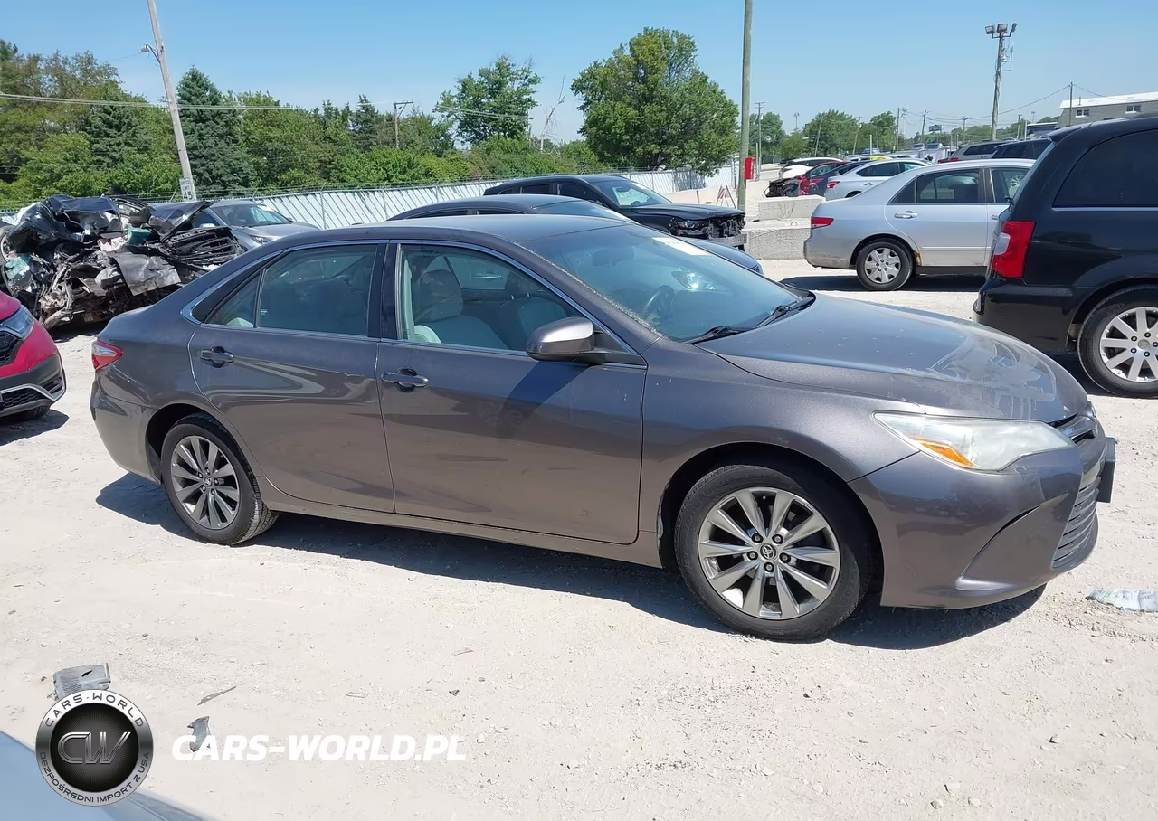 2015 Toyota Camry Xle VIN:4T4BF1FKXFR480220 - 13