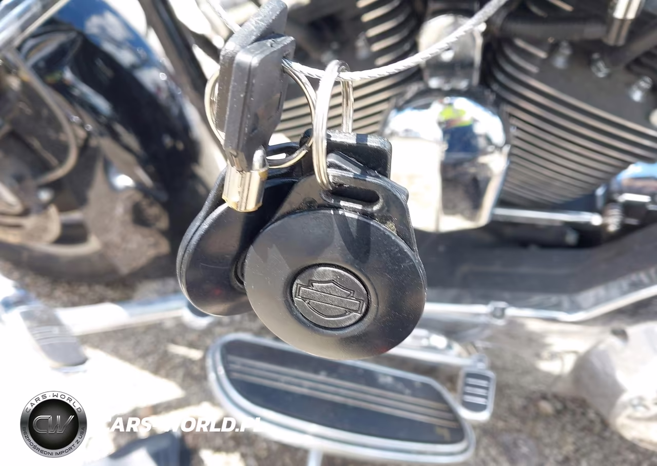 2006 Harley-Davidson Flhxi VIN:1HD1KBW176Y708166 - 11