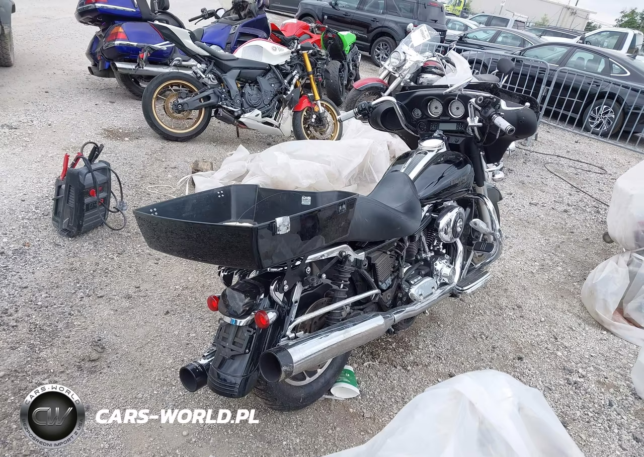 2006 Harley-Davidson Flhxi VIN:1HD1KBW176Y708166 - 4