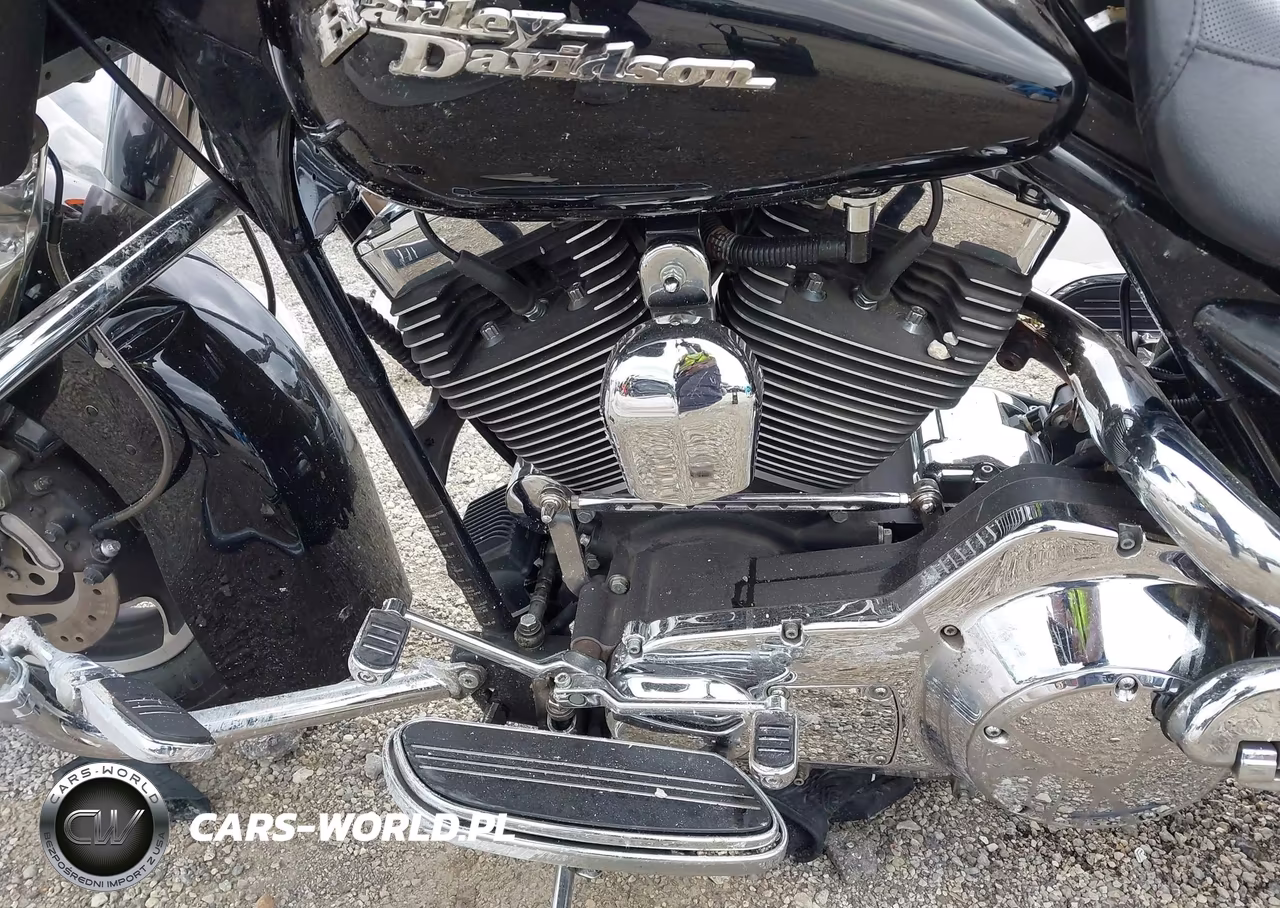 2006 Harley-Davidson Flhxi VIN:1HD1KBW176Y708166 - 9