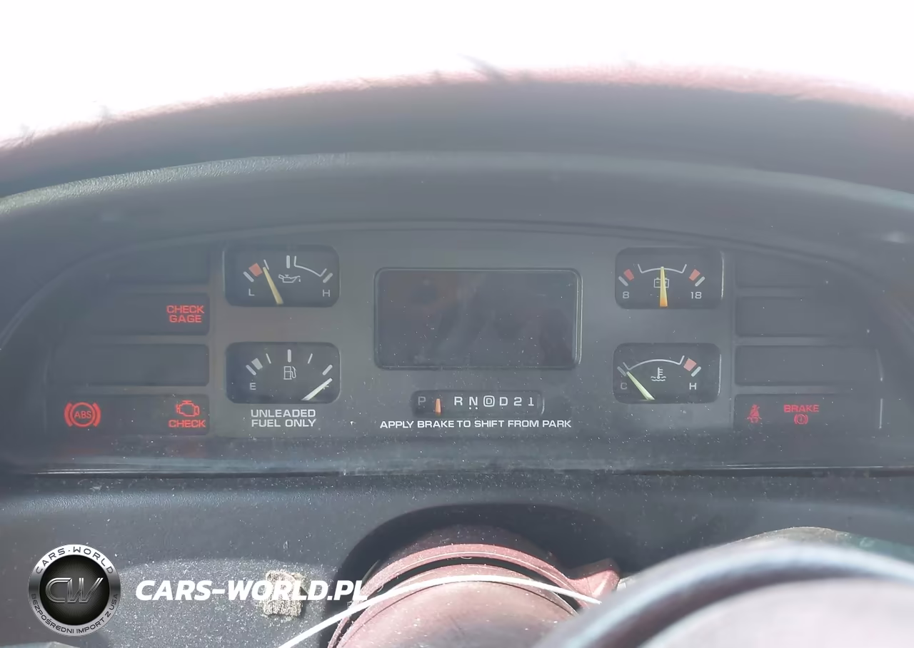 1995 Chevrolet Caprice Classic VIN:1G1BL52W3SR114564 - 7