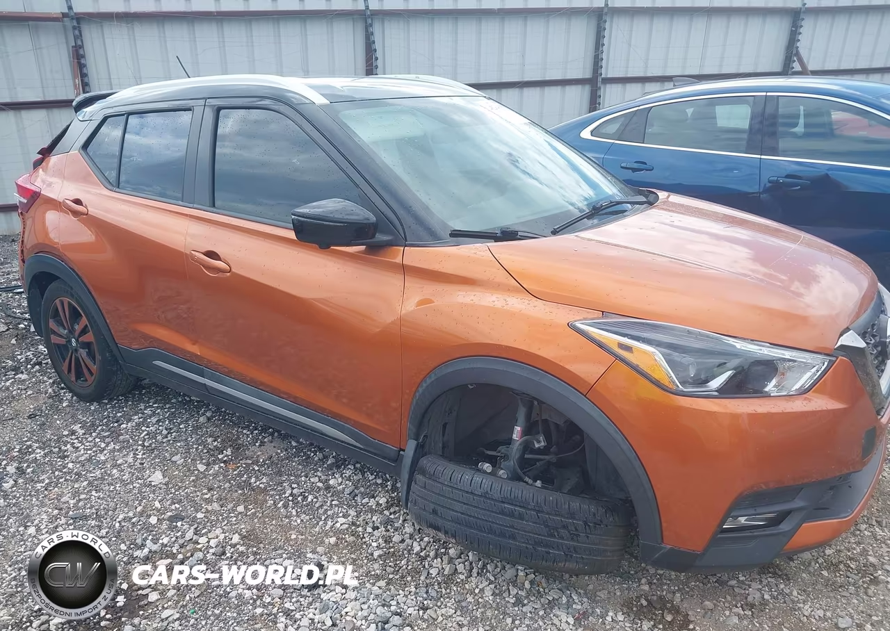 2018 Nissan Kicks Sr