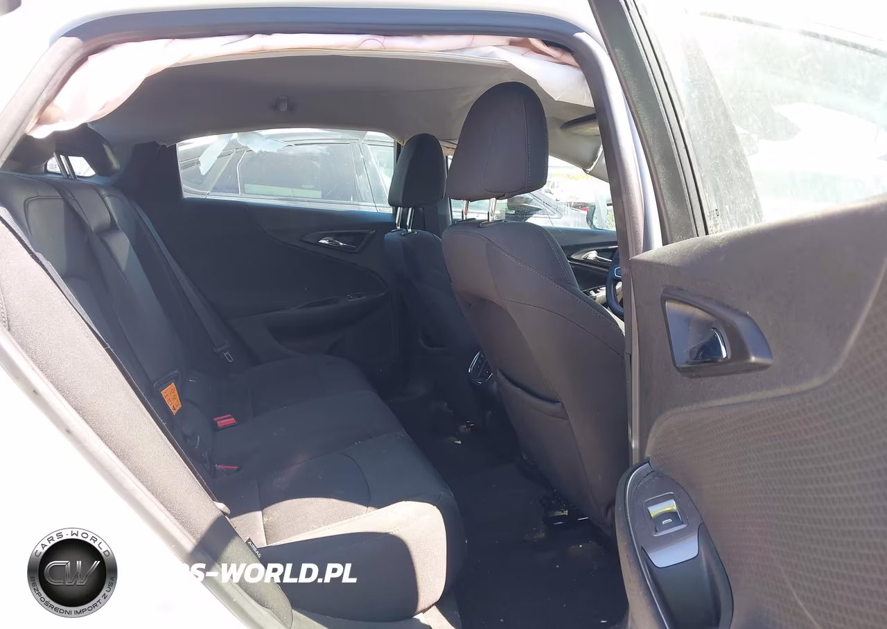 2019 Chevrolet Malibu Lt VIN:1G1ZD5ST8KF178795 - 8