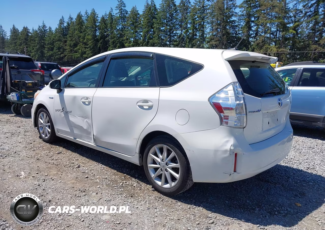 2013 Toyota Prius V Five VIN:JTDZN3EU3D3258667 - 3