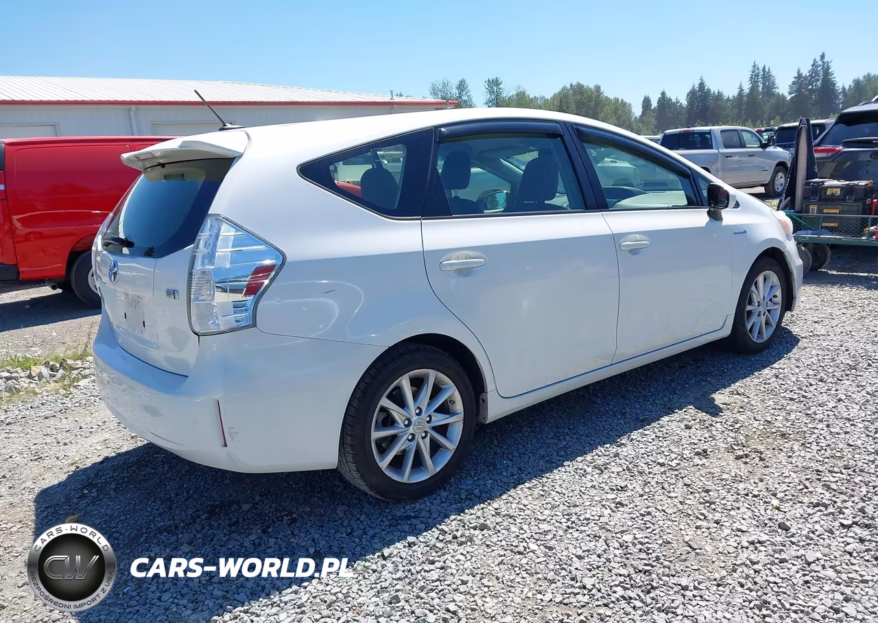 2013 Toyota Prius V Five VIN:JTDZN3EU3D3258667 - 4