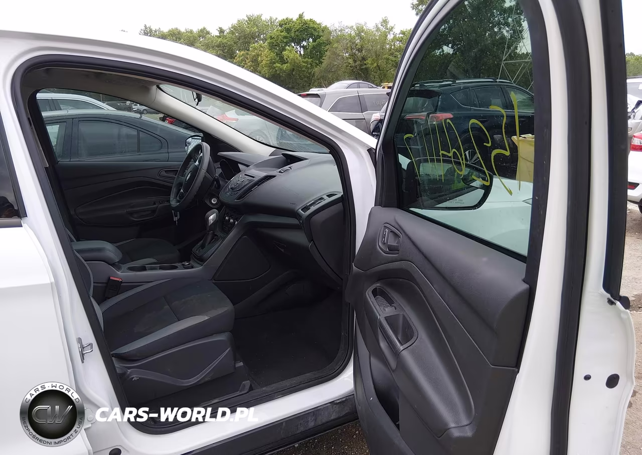 2013 Ford Escape S VIN:1FMCU0F72DUC77409 - 5