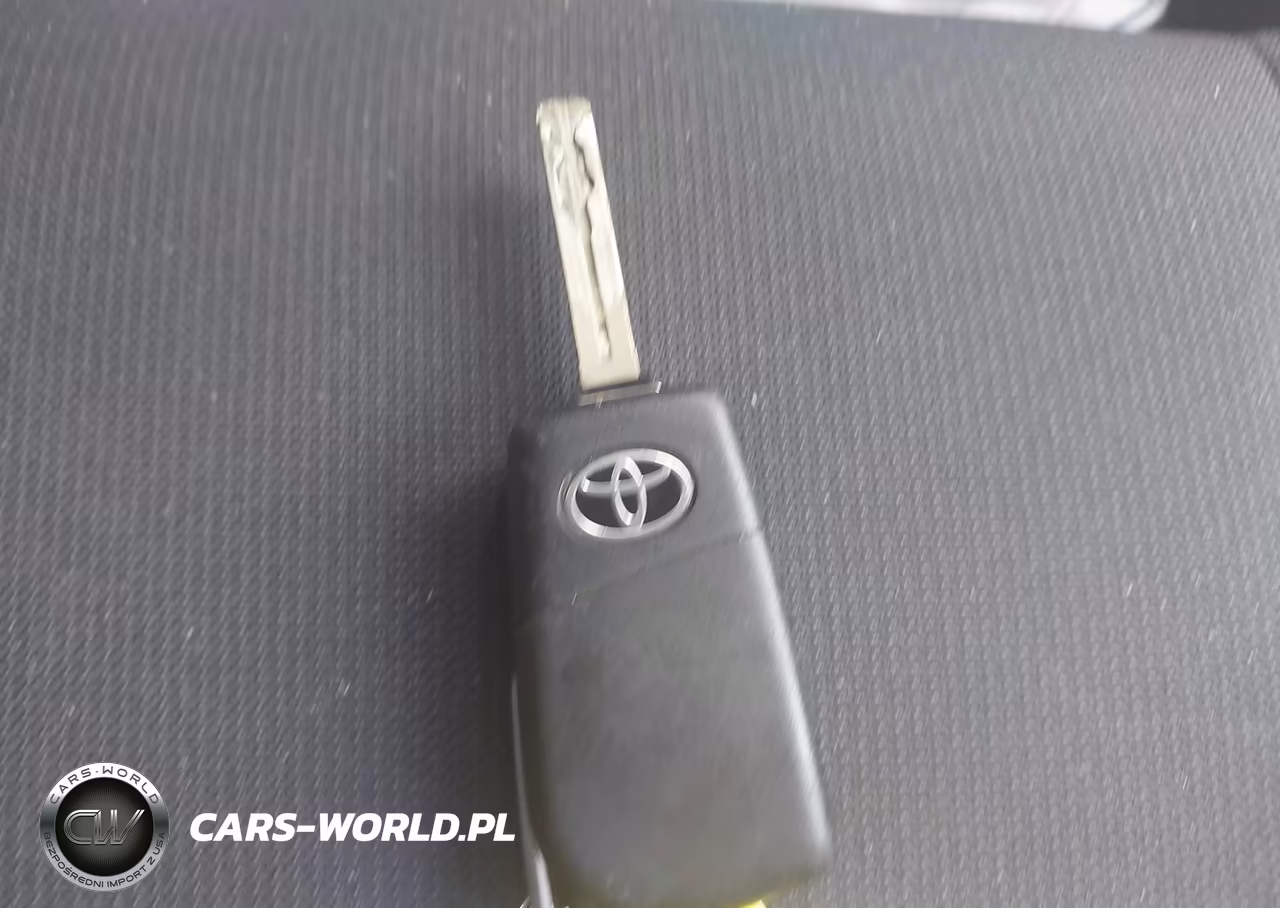 2024 Toyota Corolla Le VIN:5YFB4MDE3RP224327 - 11