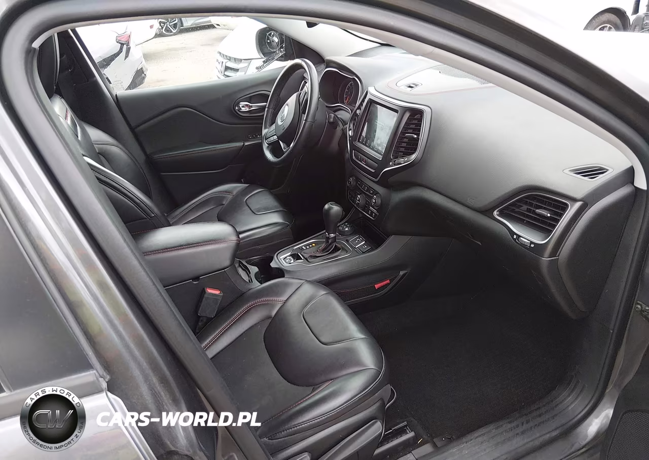 2019 Jeep Cherokee Trailhawk 4X4 VIN:1C4PJMBX4KD361661 - 5