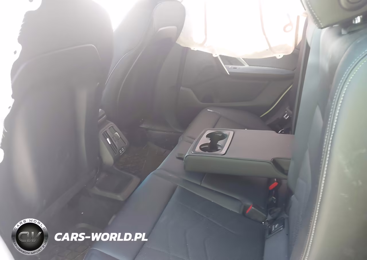 2025 BMW X1 xDrive28I VIN:WBX73EF0XS5326780 - 8