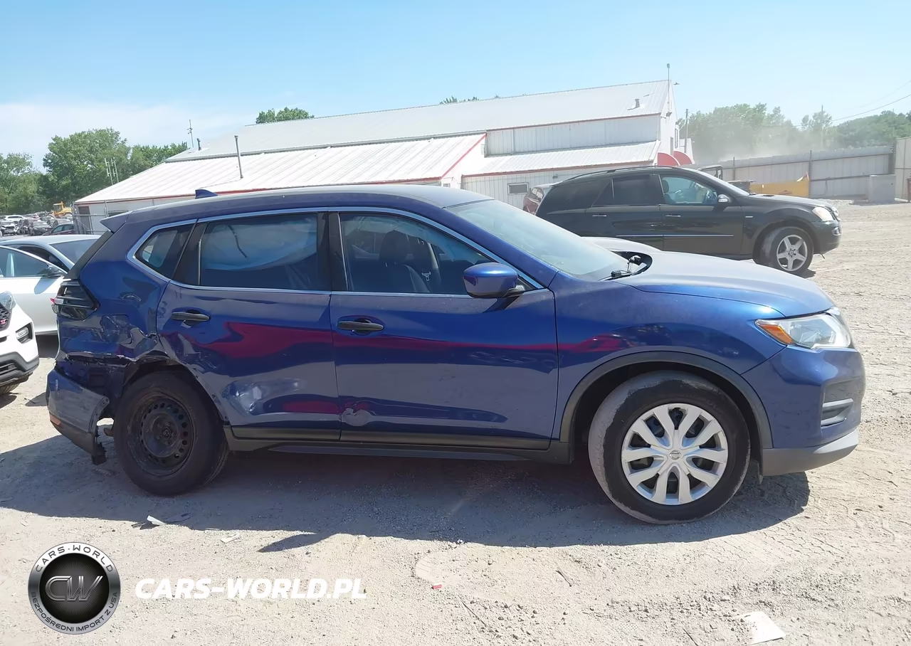 2018 Nissan Rogue S VIN:JN8AT2MV9JW302533 - 13