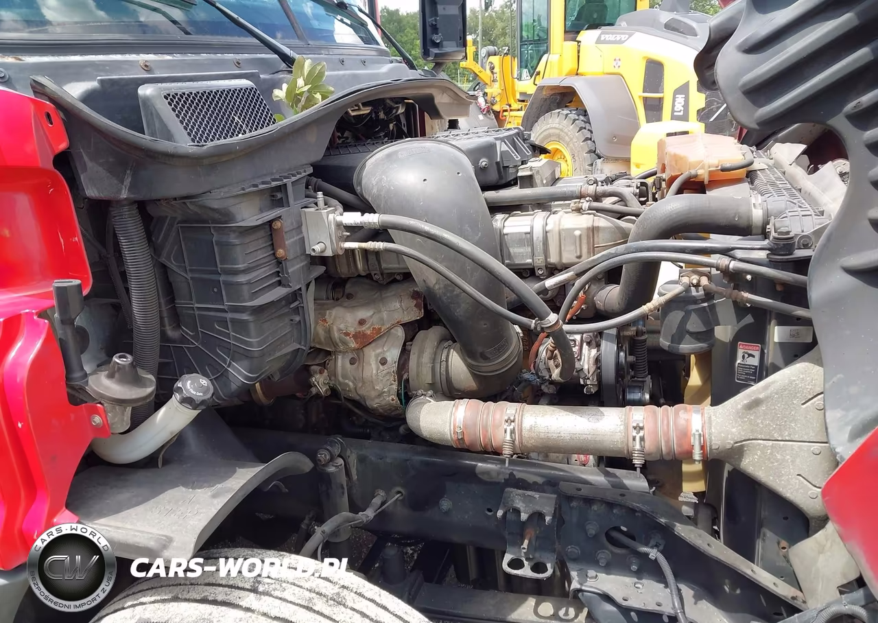 2015 Freightliner Cascadia 125 VIN:3AKJGLD55FSGP3011 - 12