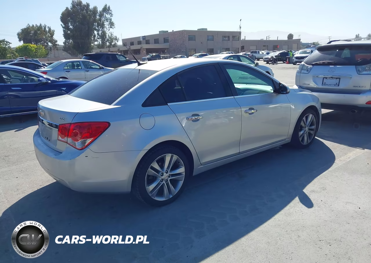2013 Chevrolet Cruze Ltz VIN:1G1PG5SB8D7328259 - 4