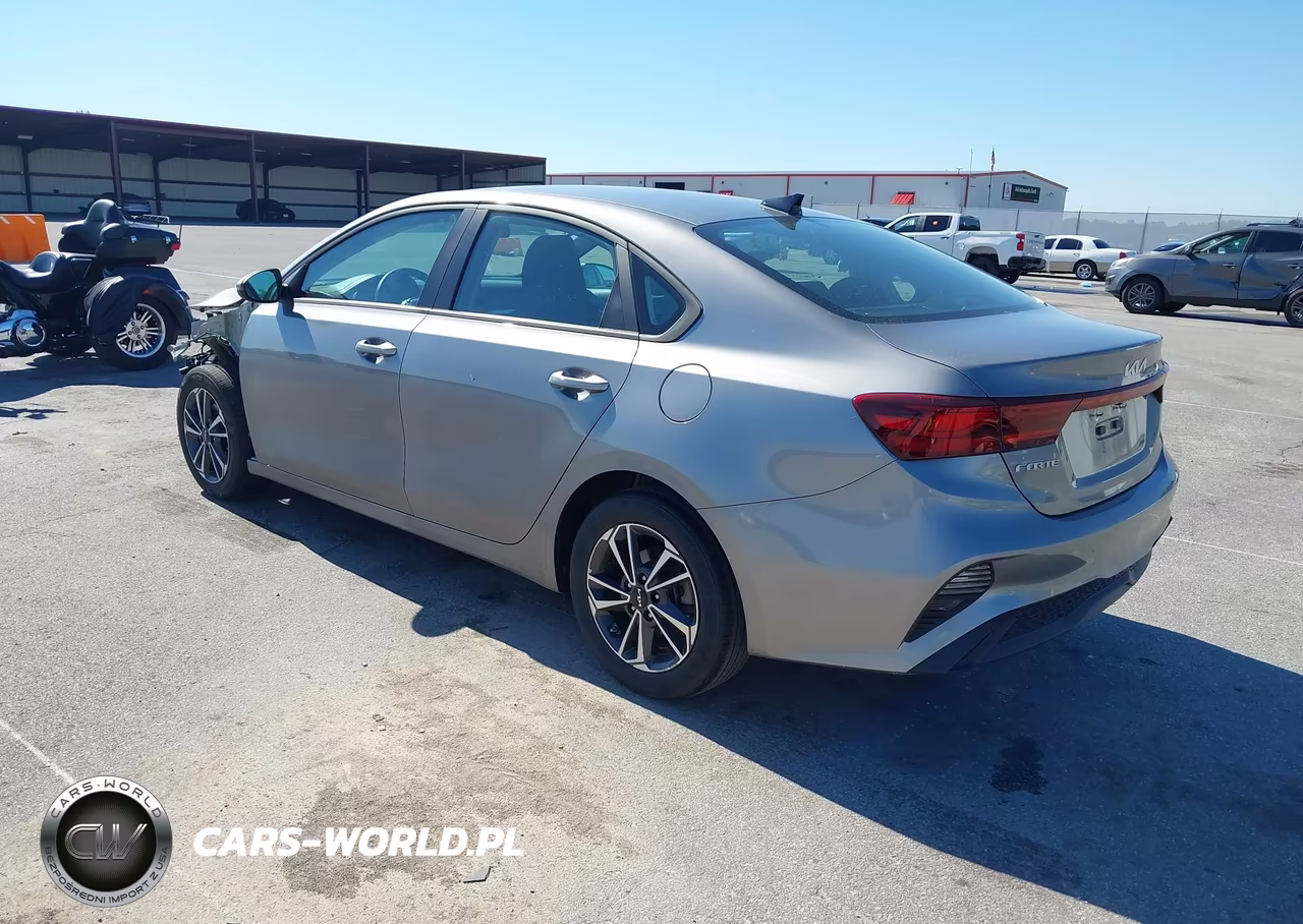 2024 Kia Forte Lxs VIN:3KPF24AD3RE819716 - 3