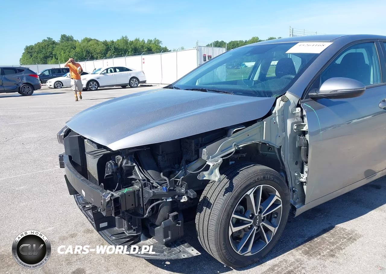 2024 Kia Forte Lxs VIN:3KPF24AD3RE819716 - 6