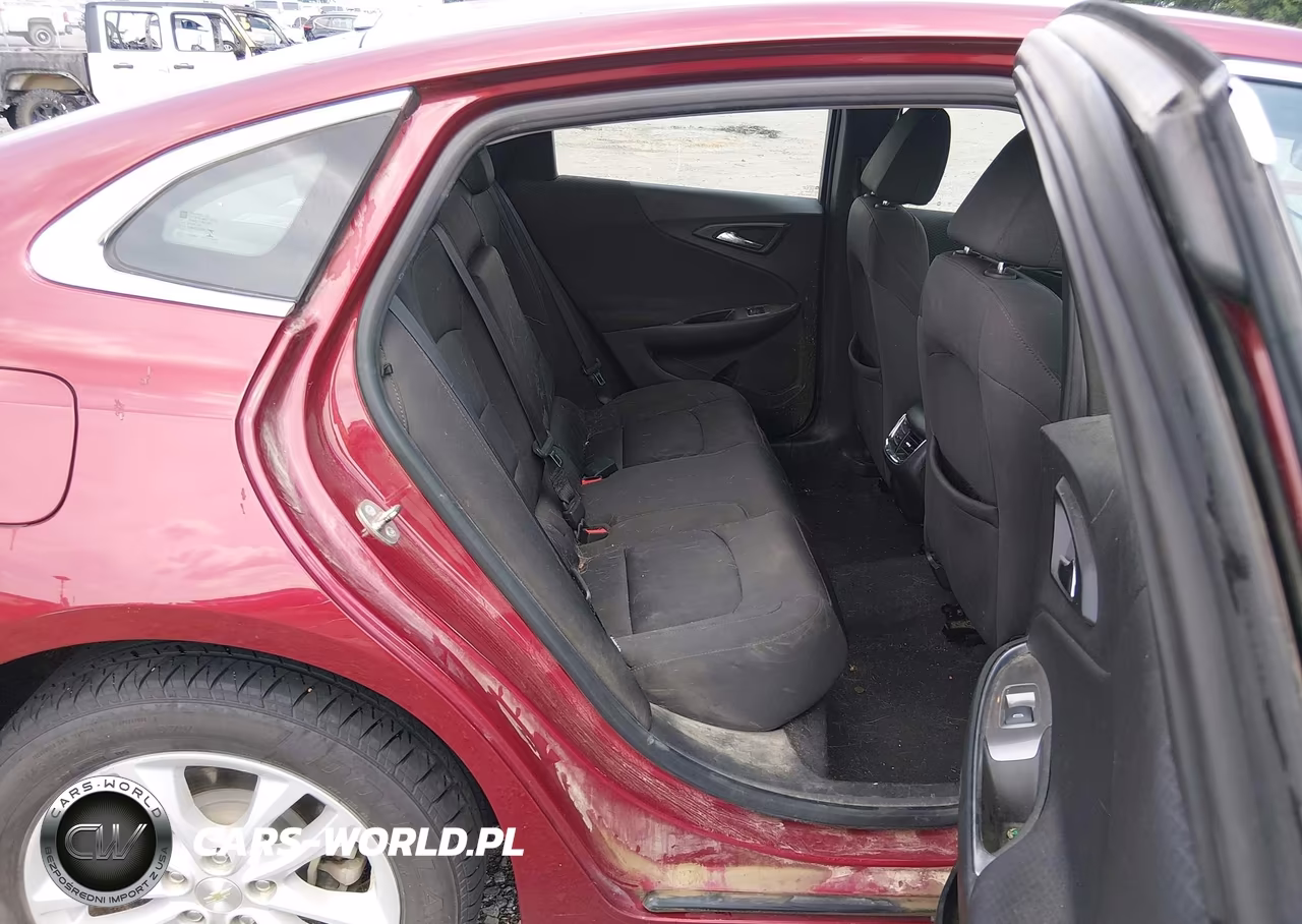 2018 Chevrolet Malibu Lt VIN:1G1ZD5ST6JF160715 - 8