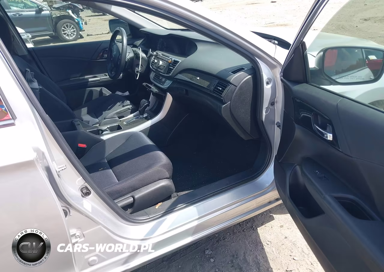 2015 Honda Accord Sport VIN:1HGCR2F57FA158406 - 5