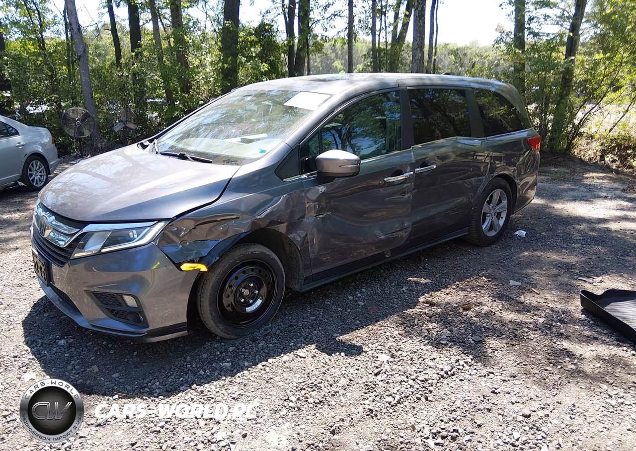 2018 Honda Odyssey Ex-L VIN:5FNRL6H70JB049883 - 2