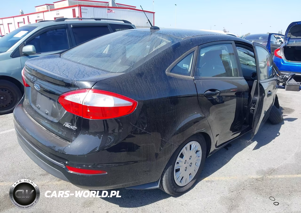 2016 Ford Fiesta S VIN:3FADP4AJ1GM205576 - 4