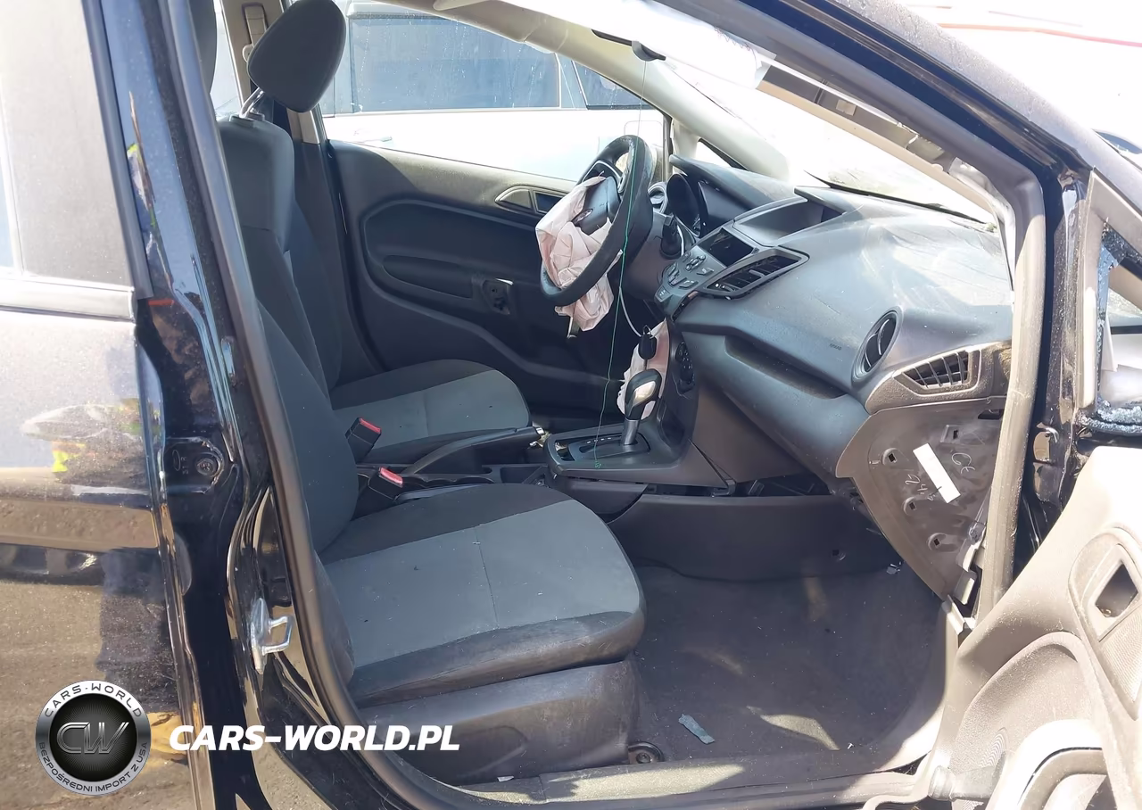 2016 Ford Fiesta S VIN:3FADP4AJ1GM205576 - 5