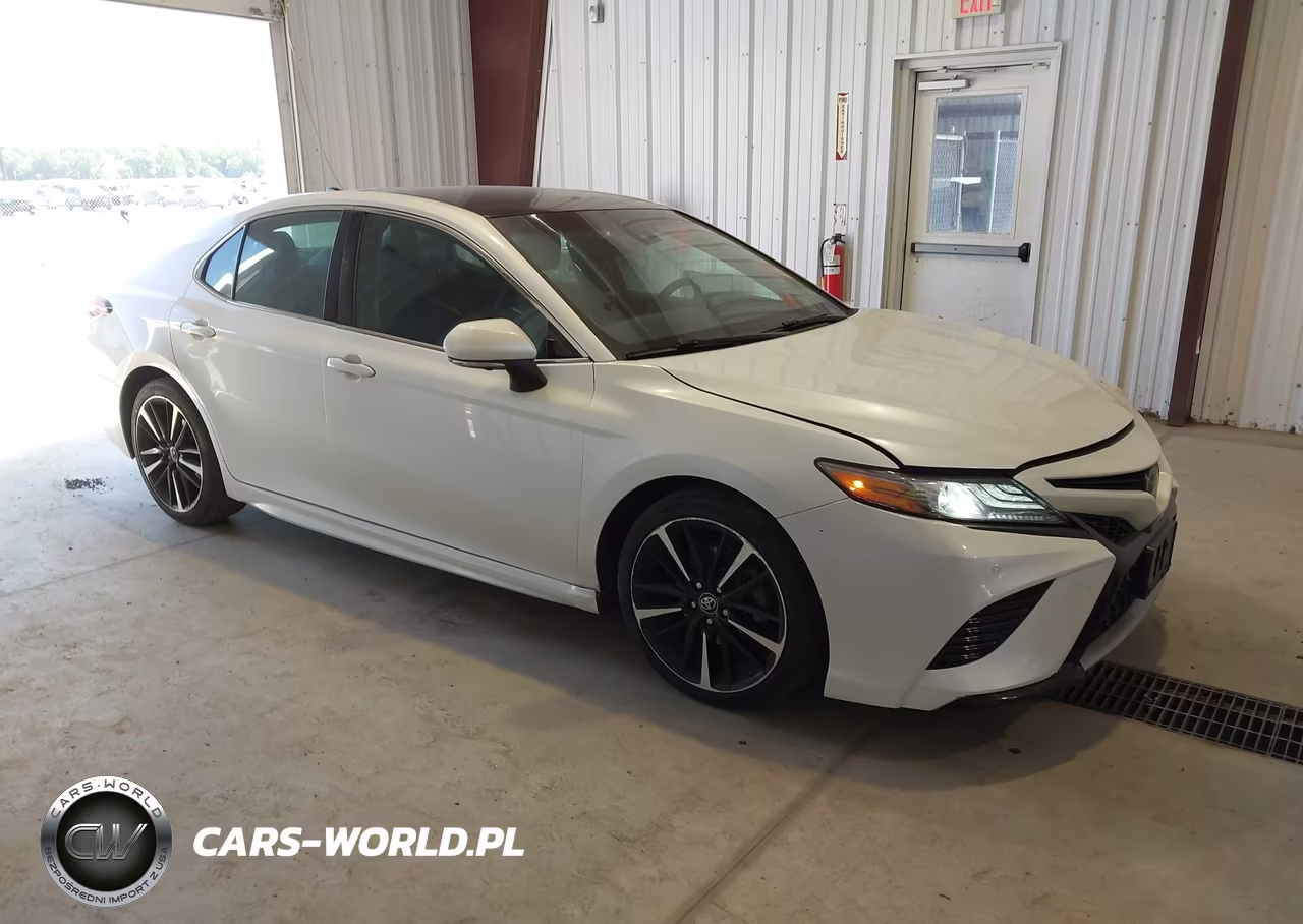 2018 Toyota Camry Xse V6 – zdjęcie 1 z 16