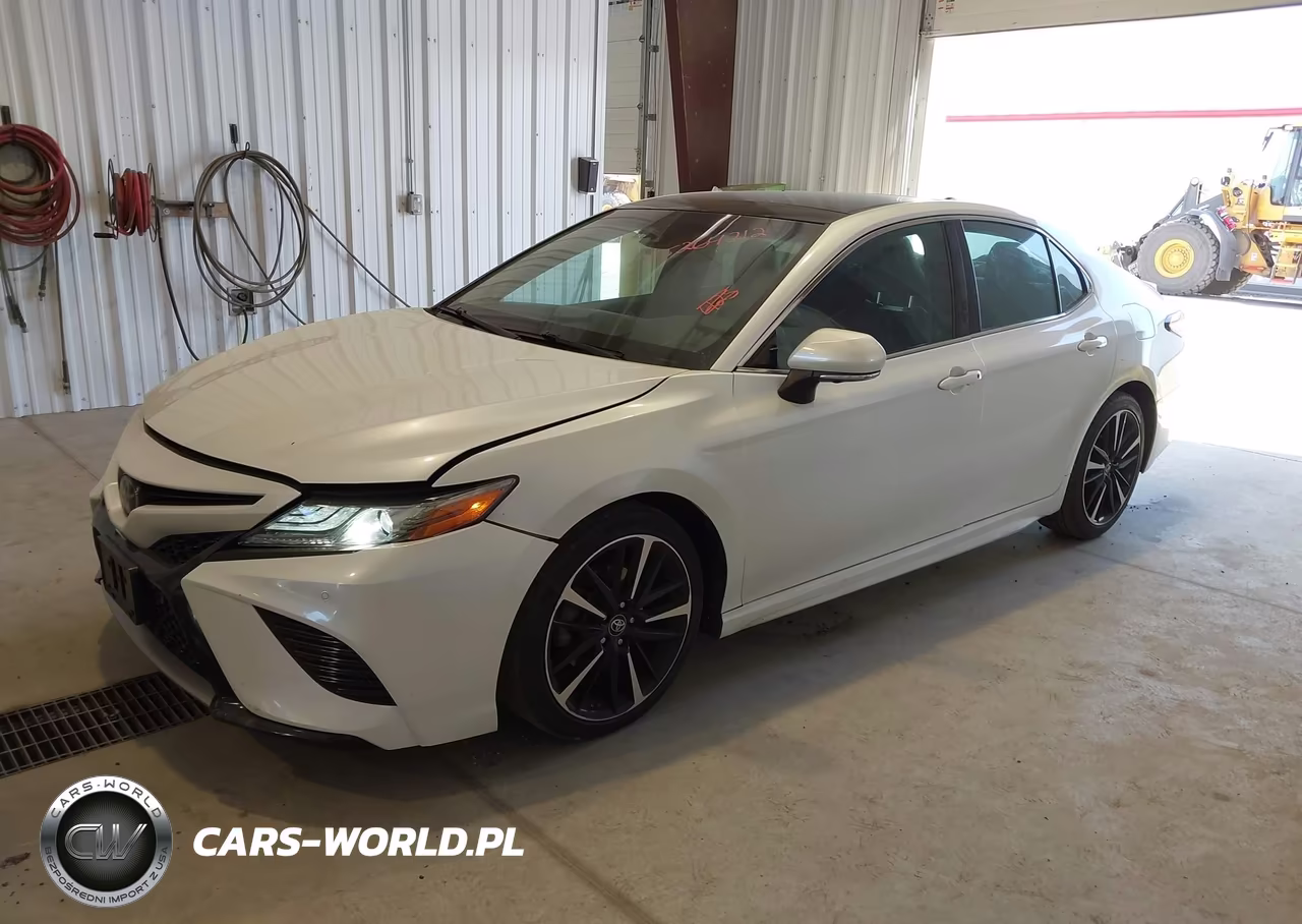 2018 Toyota Camry Xse V6 VIN:4T1BZ1HK4JU012832 - 2