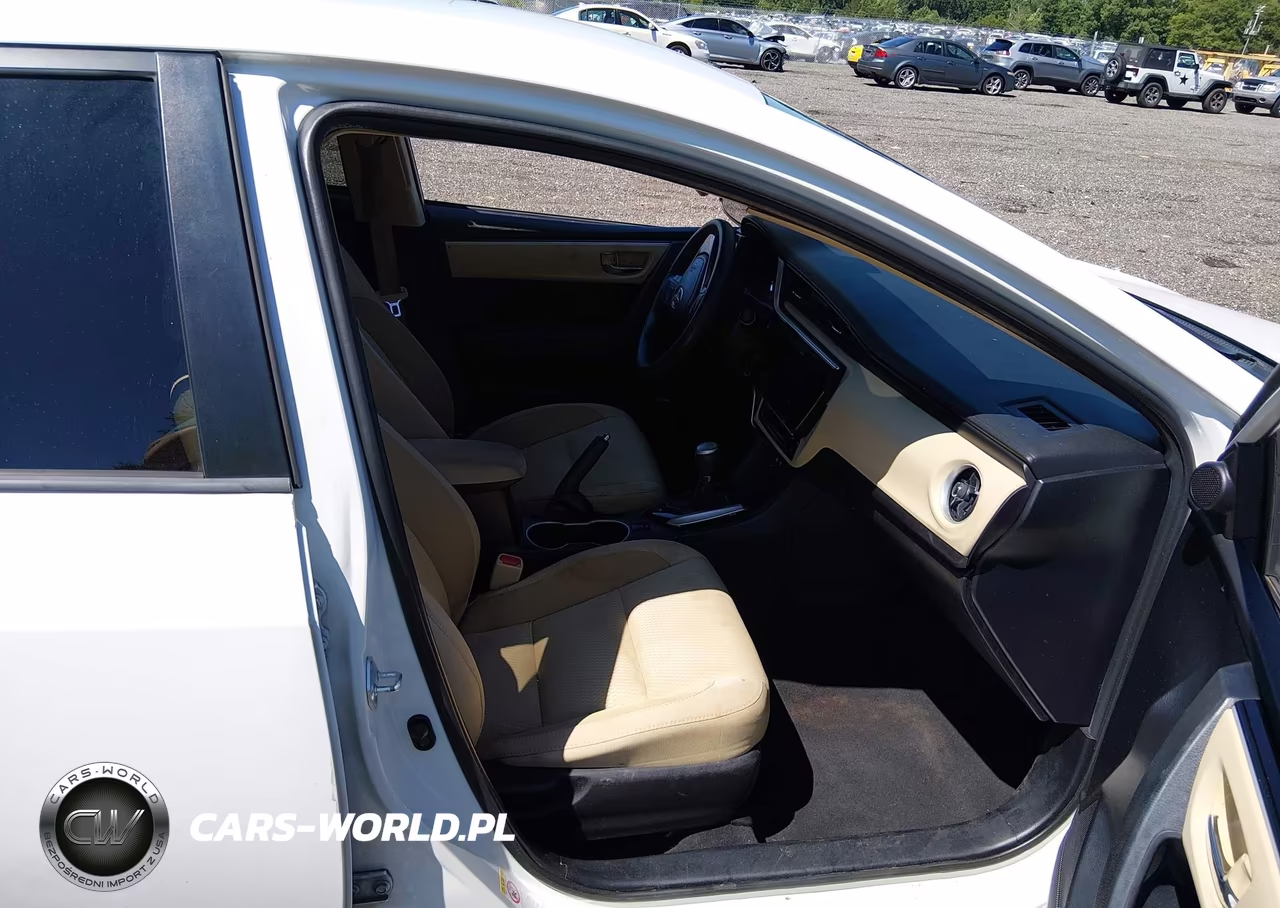 2018 Toyota Corolla Le VIN:2T1BURHE2JC010439 - 5