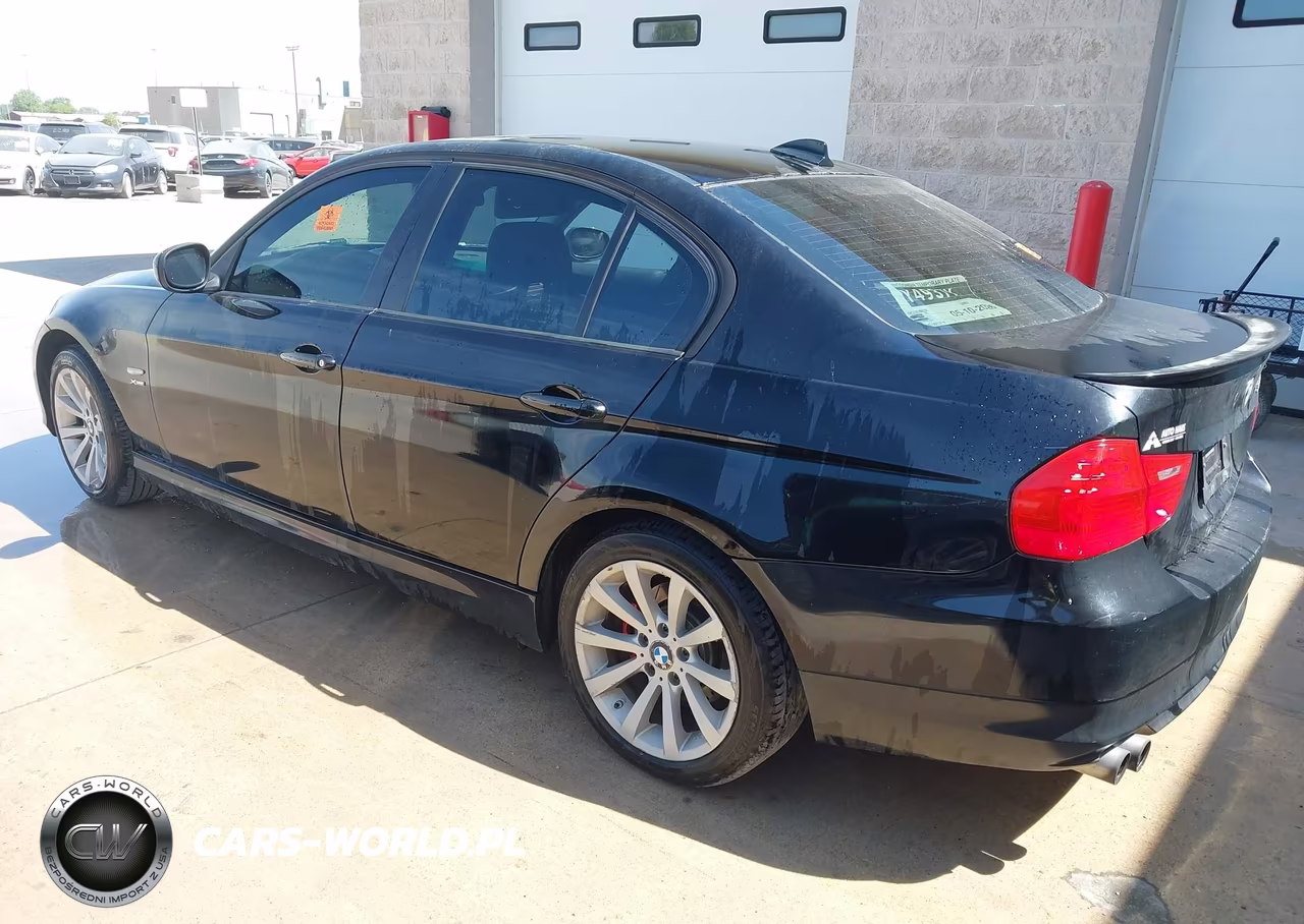 2011 BMW 328I xDrive VIN:WBAPK7C58BA971993 - 3