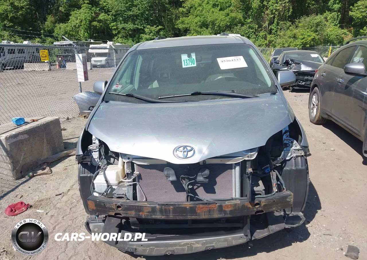 2011 Toyota Sienna Xle VIN:5TDDK3DC1BS001904 - 13