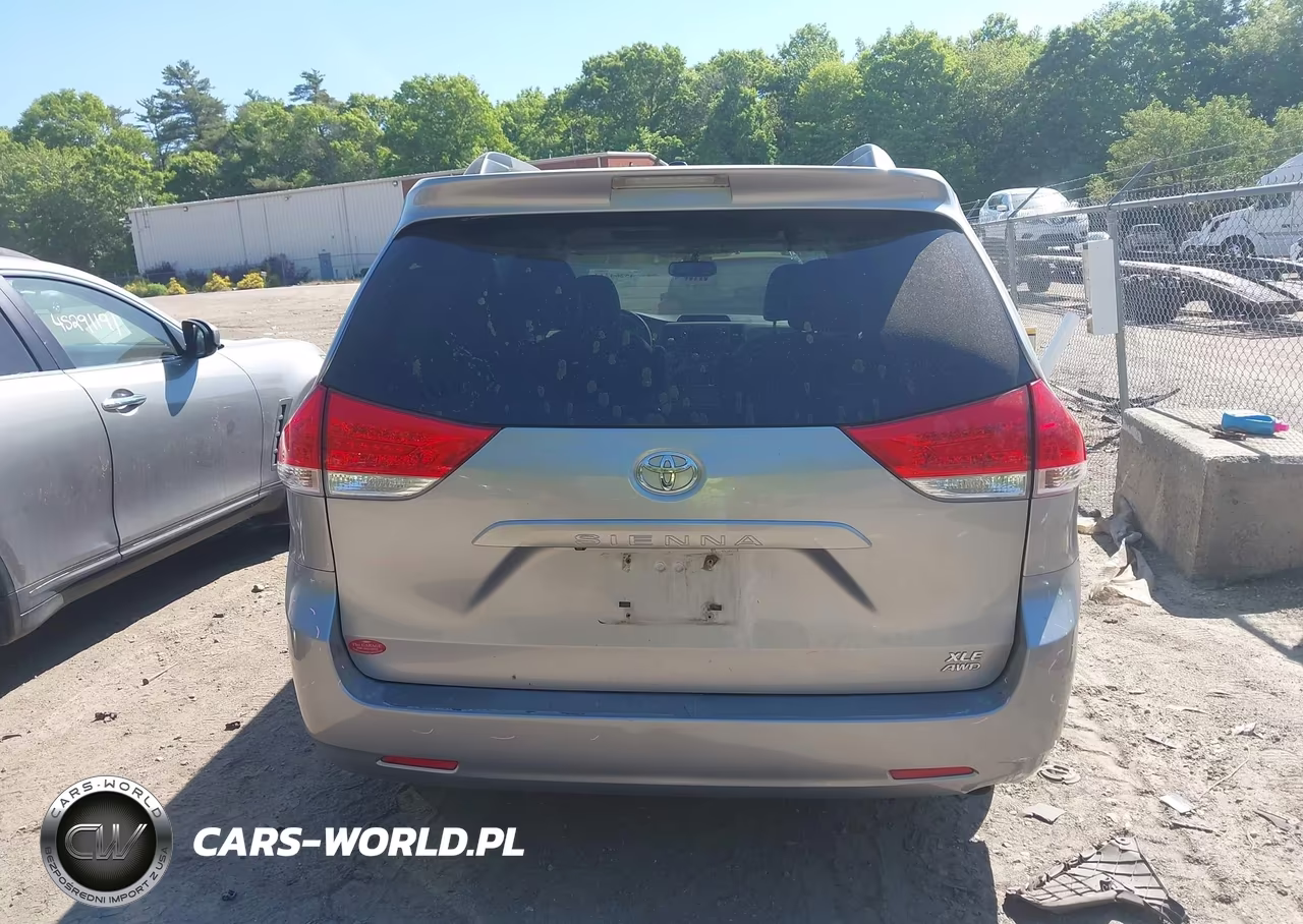 2011 Toyota Sienna Xle VIN:5TDDK3DC1BS001904 - 17