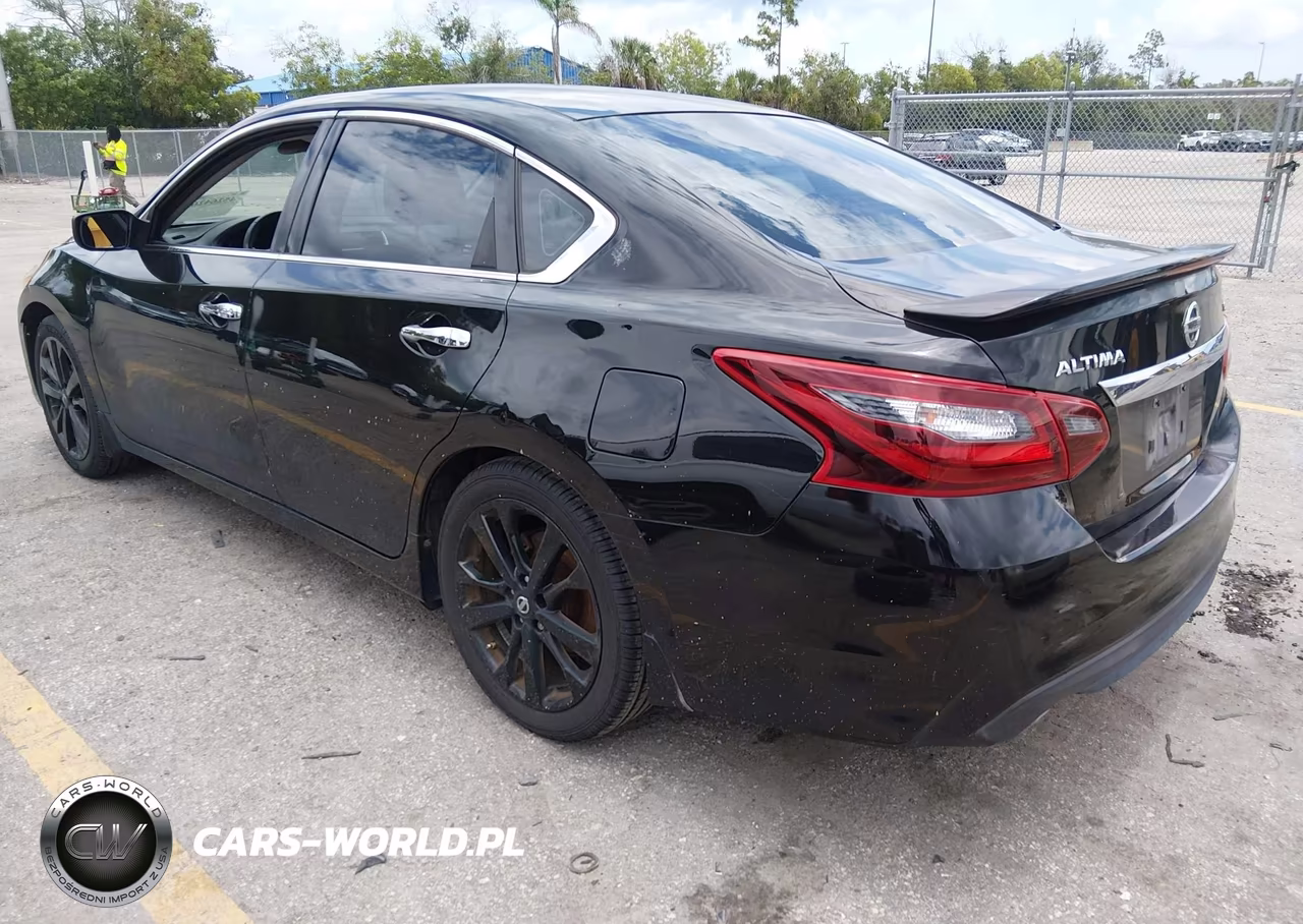 2017 Nissan Altima 2.5 Sr VIN:1N4AL3AP1HN340321 - 3