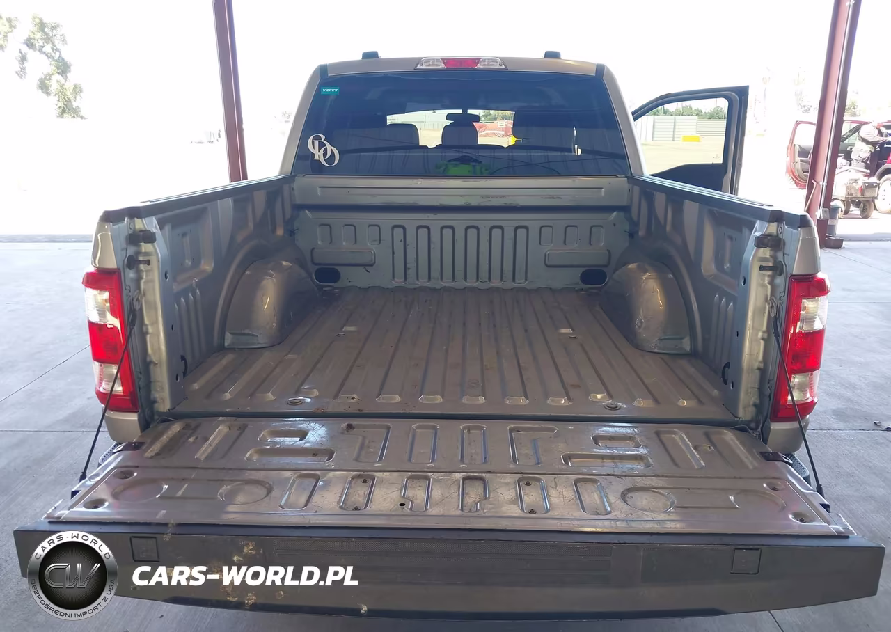 2023 Ford F-150 Xl VIN:1FTFW1E57PKD07599 - 17