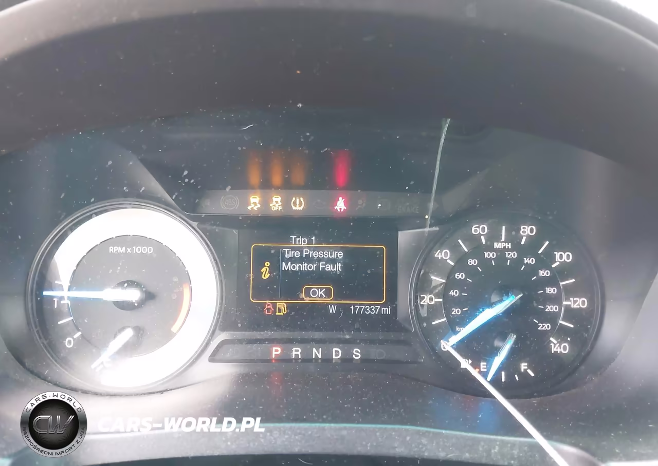 2016 Ford Explorer VIN:1FM5K7B82GGC05585 - 7