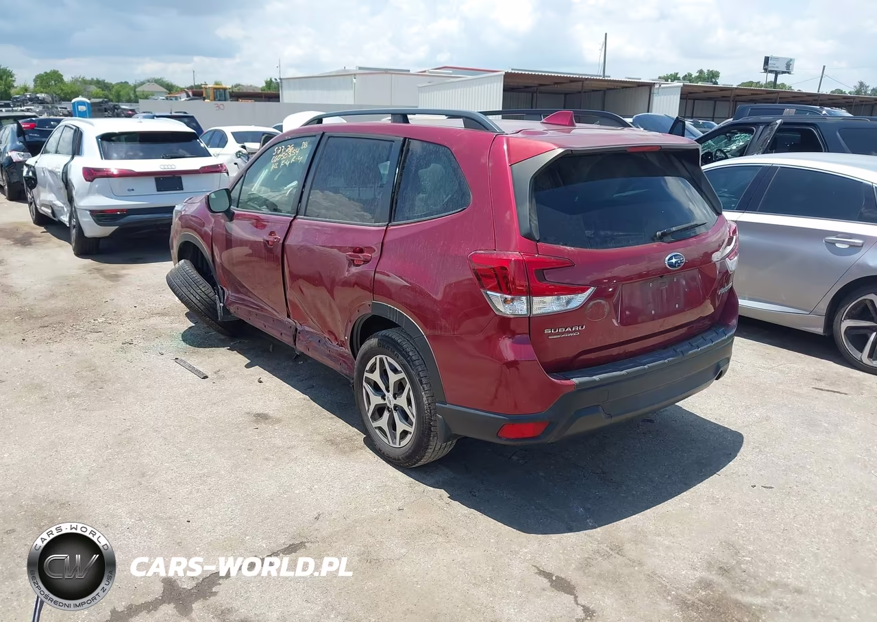 2021 Subaru Forester Premium VIN:JF2SKAJC9MH471395 - 3