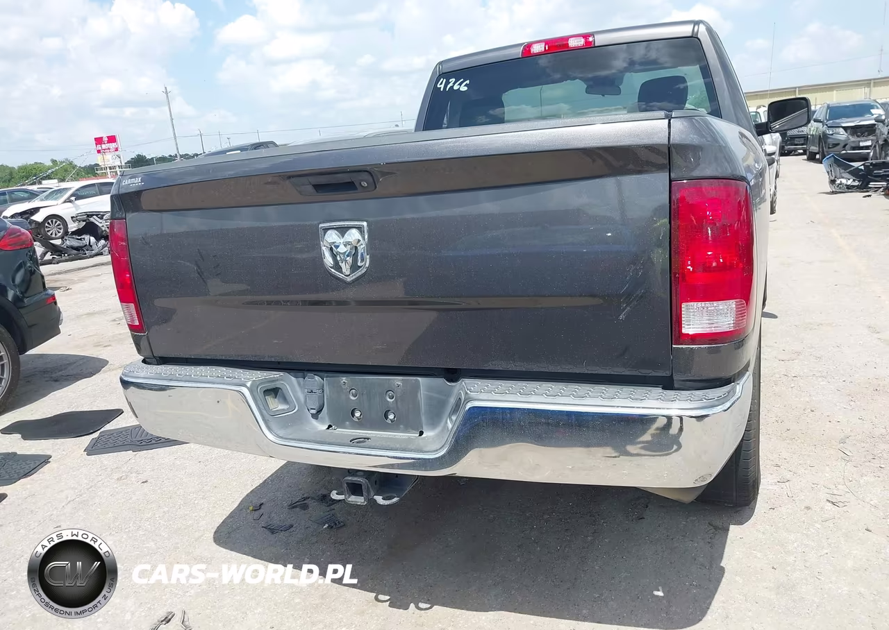2017 Ram 1500 VIN:3C6JR6AG1HG664766 - 16