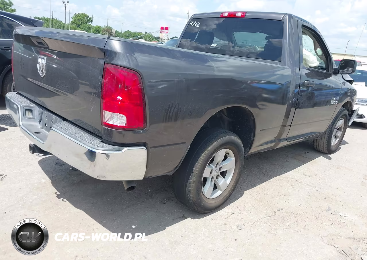 2017 Ram 1500 VIN:3C6JR6AG1HG664766 - 4