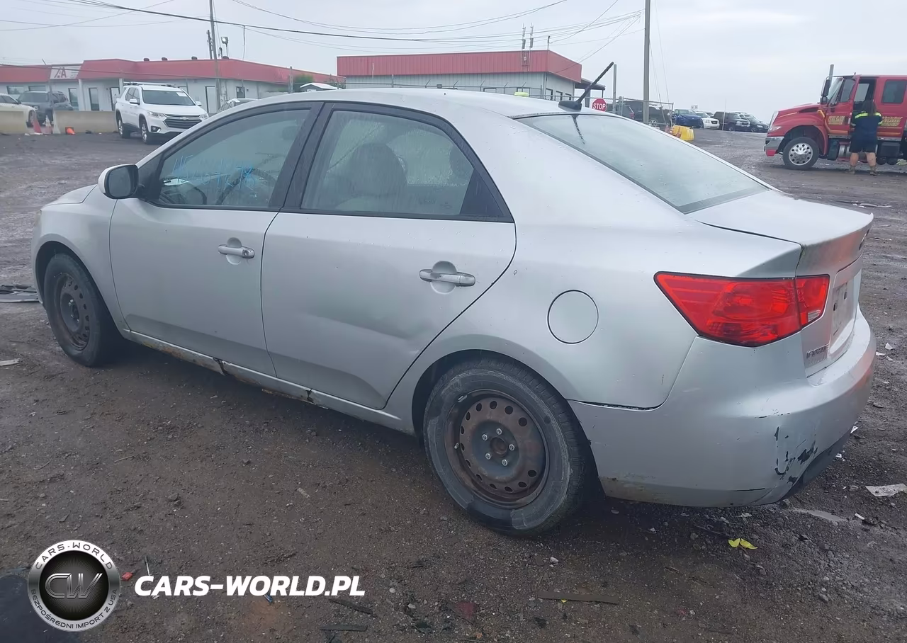 2010 Kia Forte Lx VIN:KNAFT4A23A5228567 - 3
