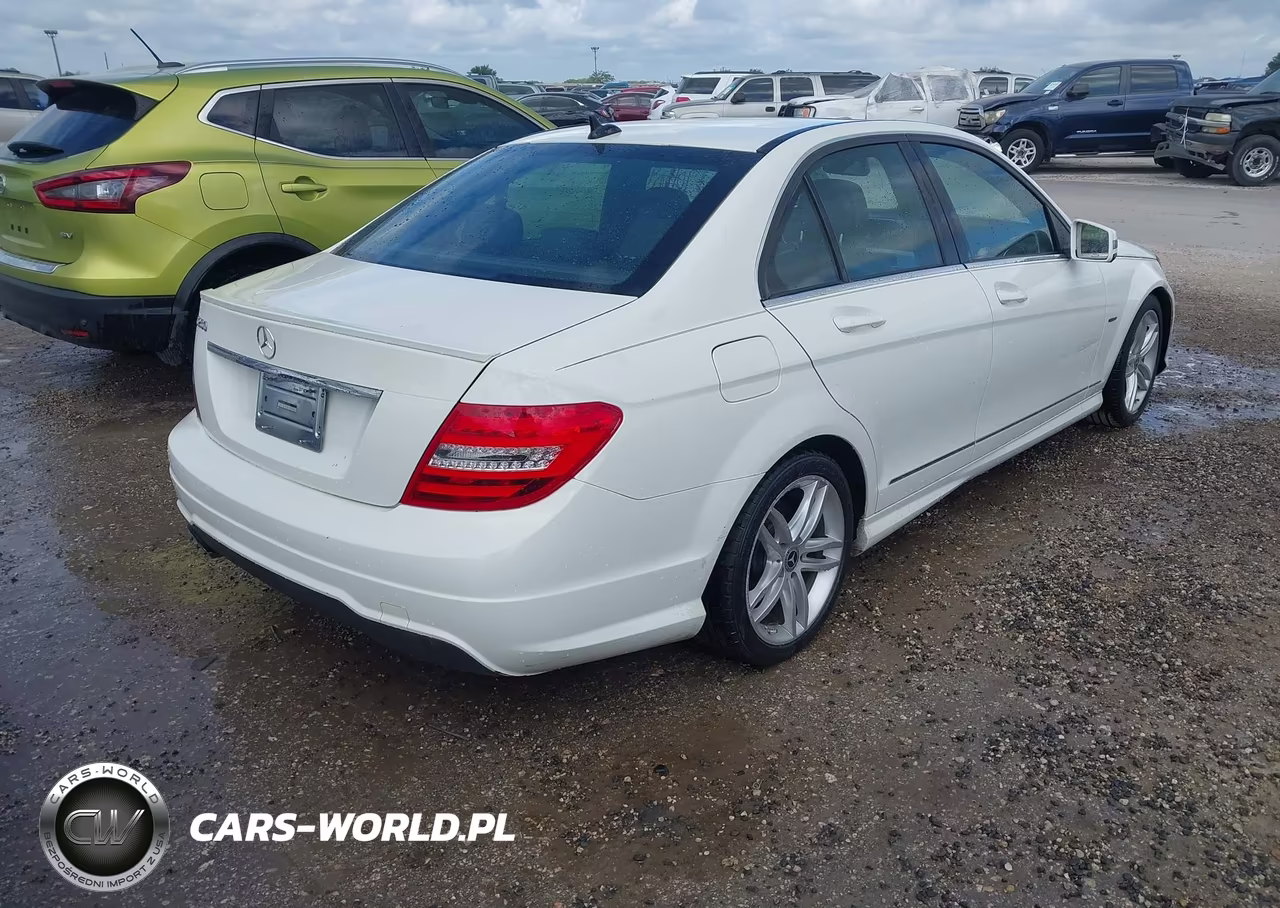 2012 Mercedes-Benz C 250 Sport VIN:WDDGF4HB3CA701291 - 4
