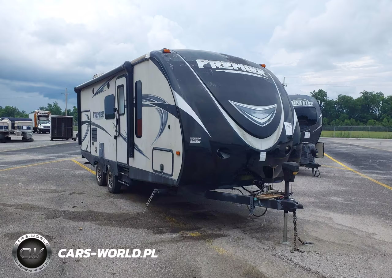 2015 Keystone Travel Trailer