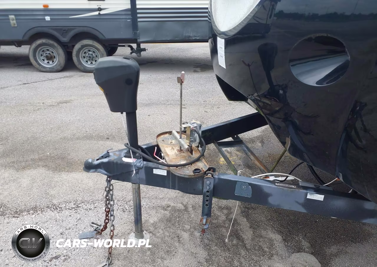 2015 Keystone Travel Trailer VIN:4YDT22R2XFD425716 - 10