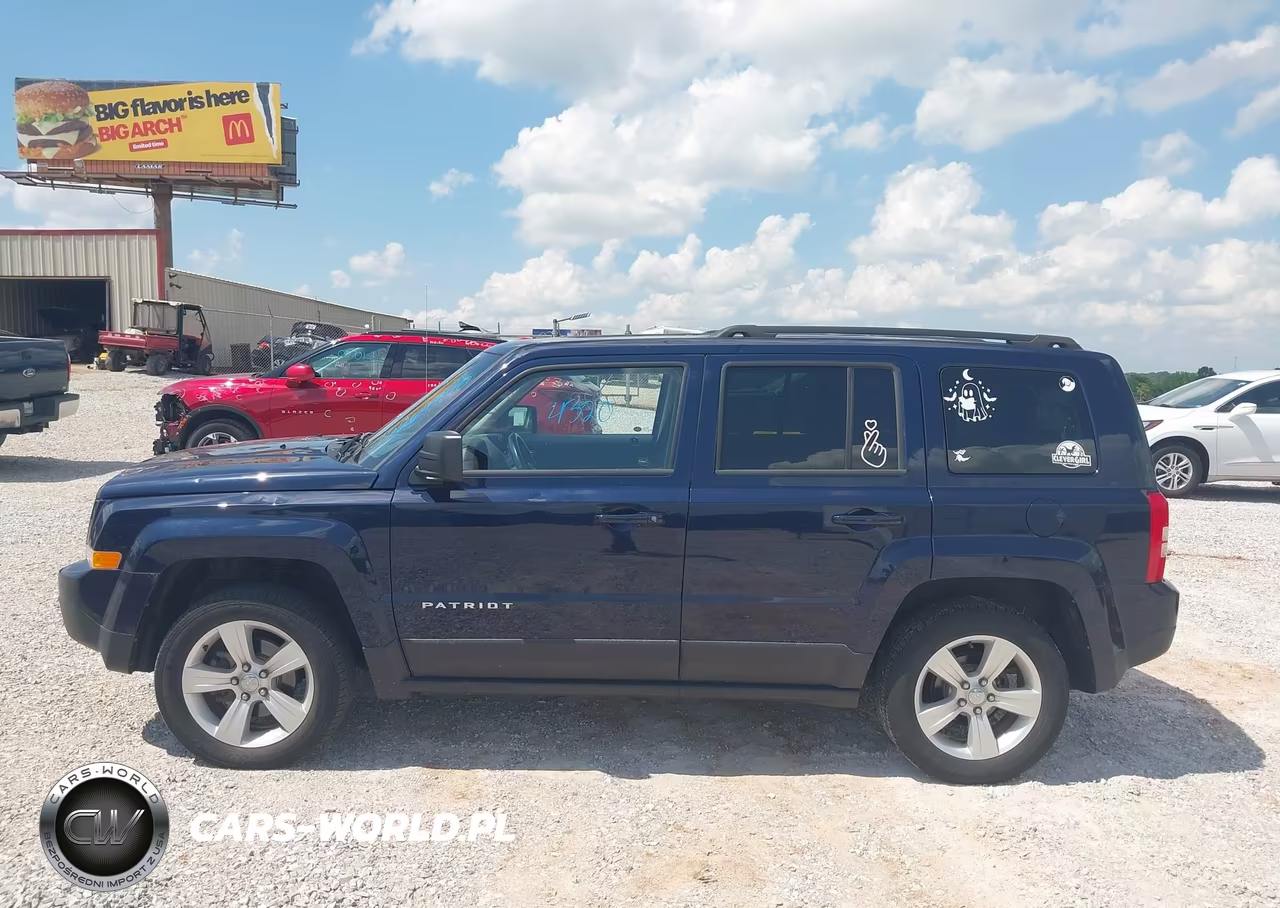 2017 Jeep Patriot Latitude 4X4 VIN:1C4NJRFB1HD181551 - 14