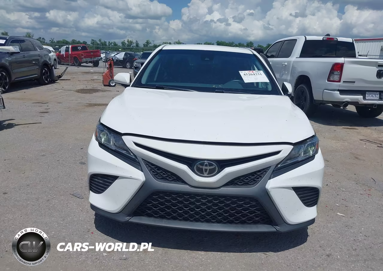 2018 Toyota Camry Se VIN:4T1B11HK8JU668569 - 12