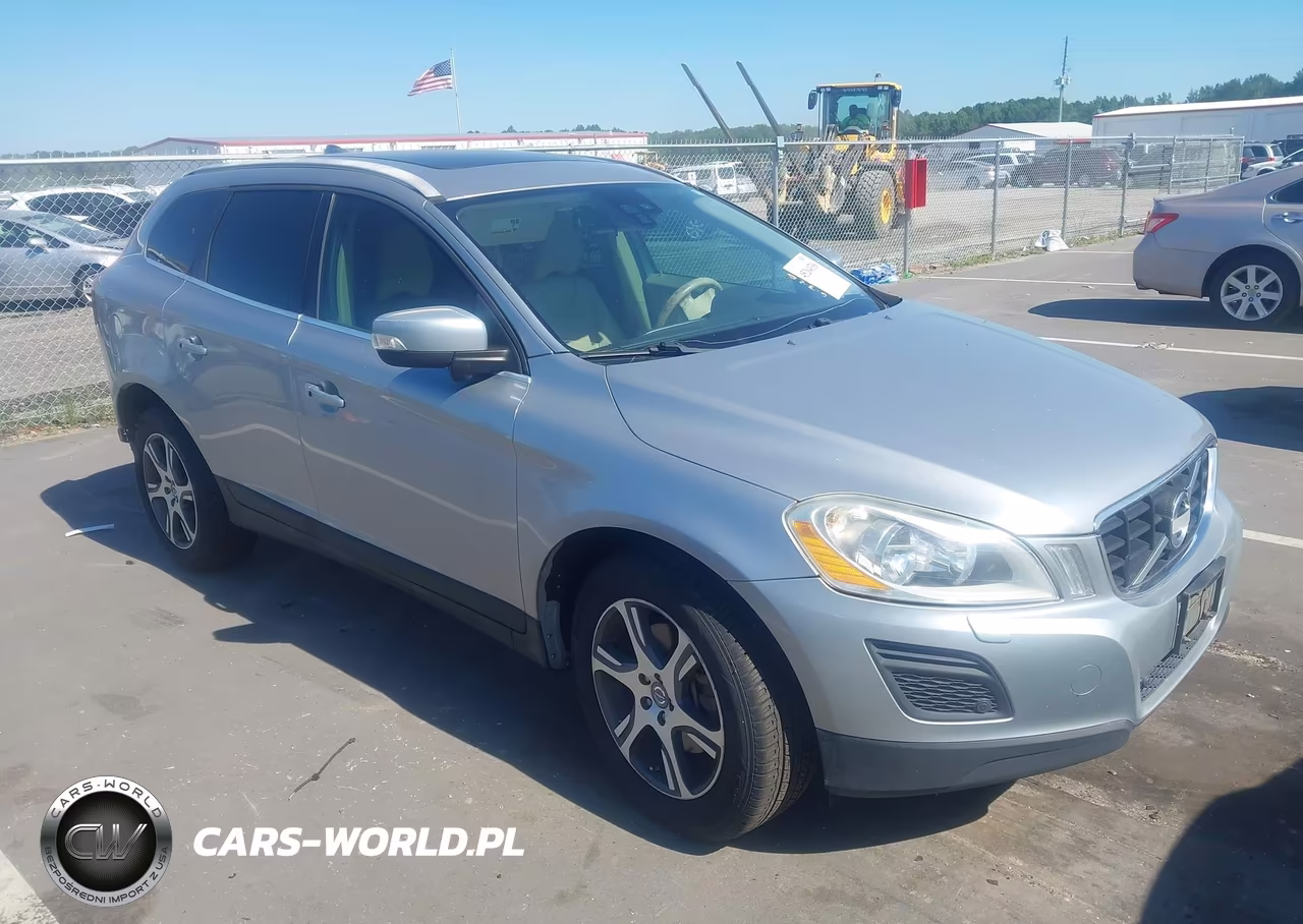2011 Volvo Xc60 T6-T6 R-Design